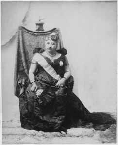 queen-liliuokalani-photograph-from-1891-the-palace-chair-she-is-sitting-on-is-now-located-in-the-drawing-room-of-iolani-palace